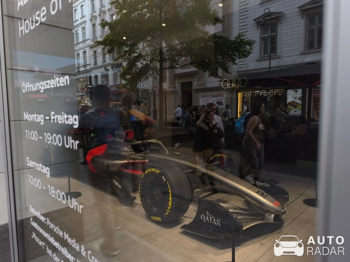 Audi R26 spotted in Vienna