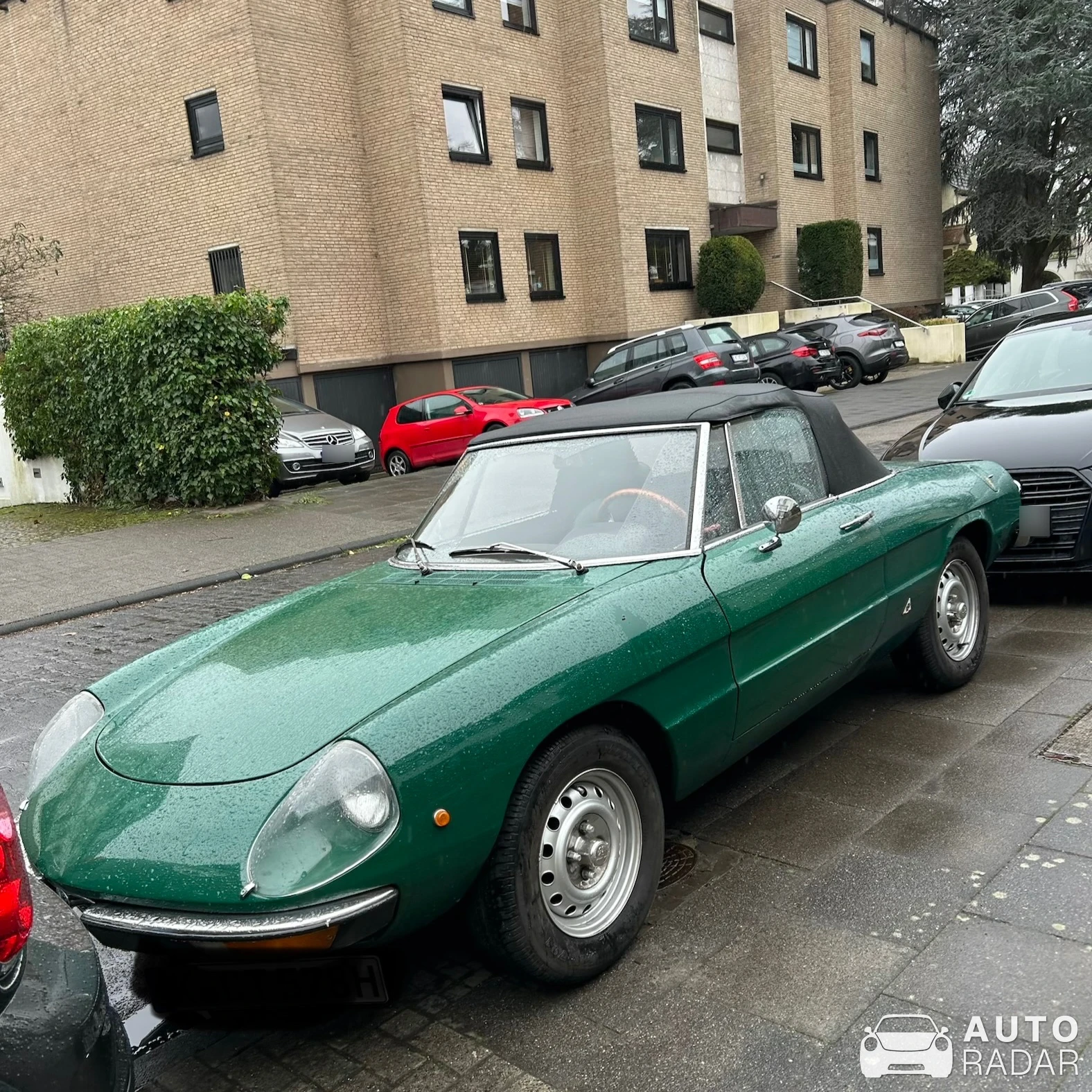 Alfa Romeo Spider Series 2 Coda Tronca spotted in Köln