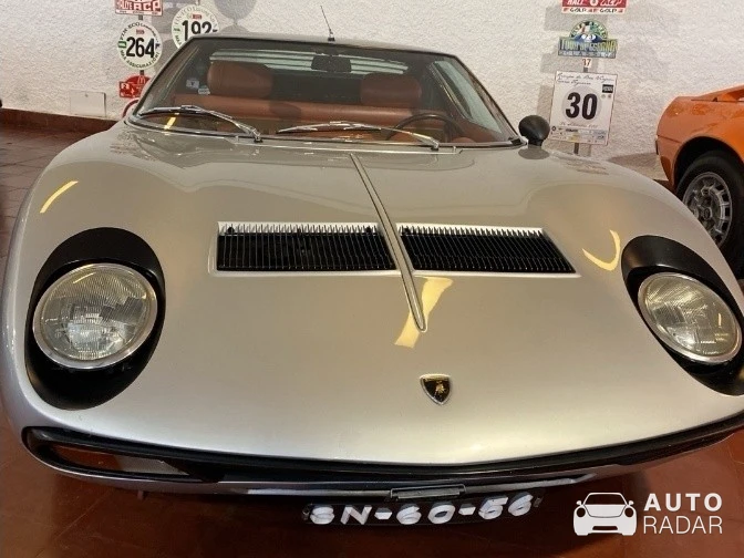 Lamborghini Miura SVJ spotted in Tondela