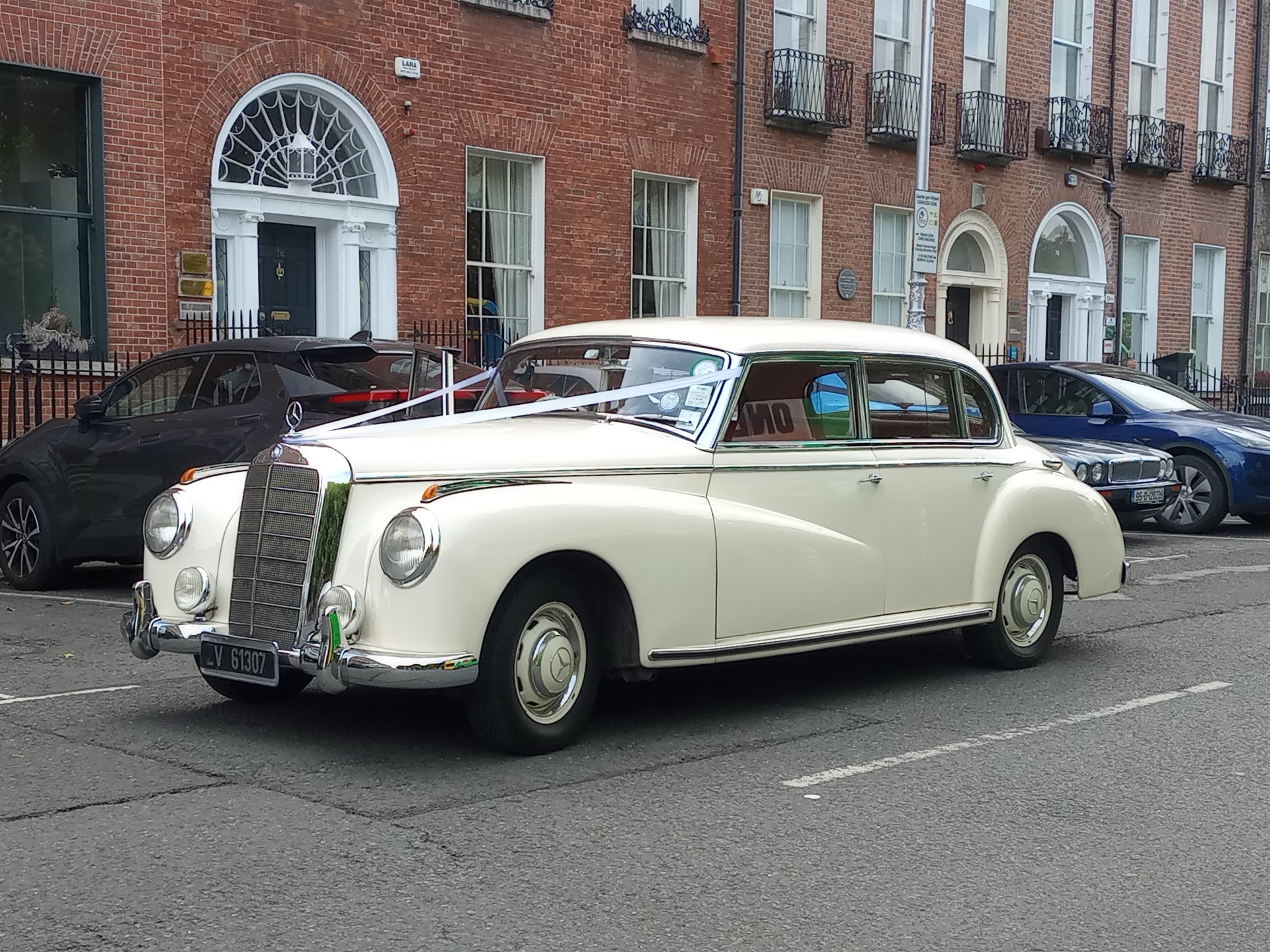 Mercedes-Benz 300 W186