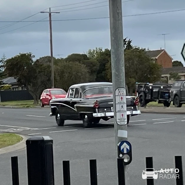 Ford Customline spotted in Leopold