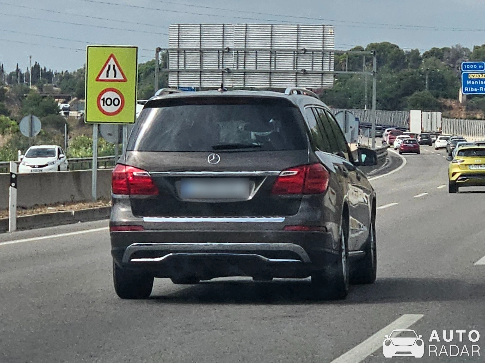 Mercedes-Benz GL-Klasse X166 spotted in Riba-roja de Túria