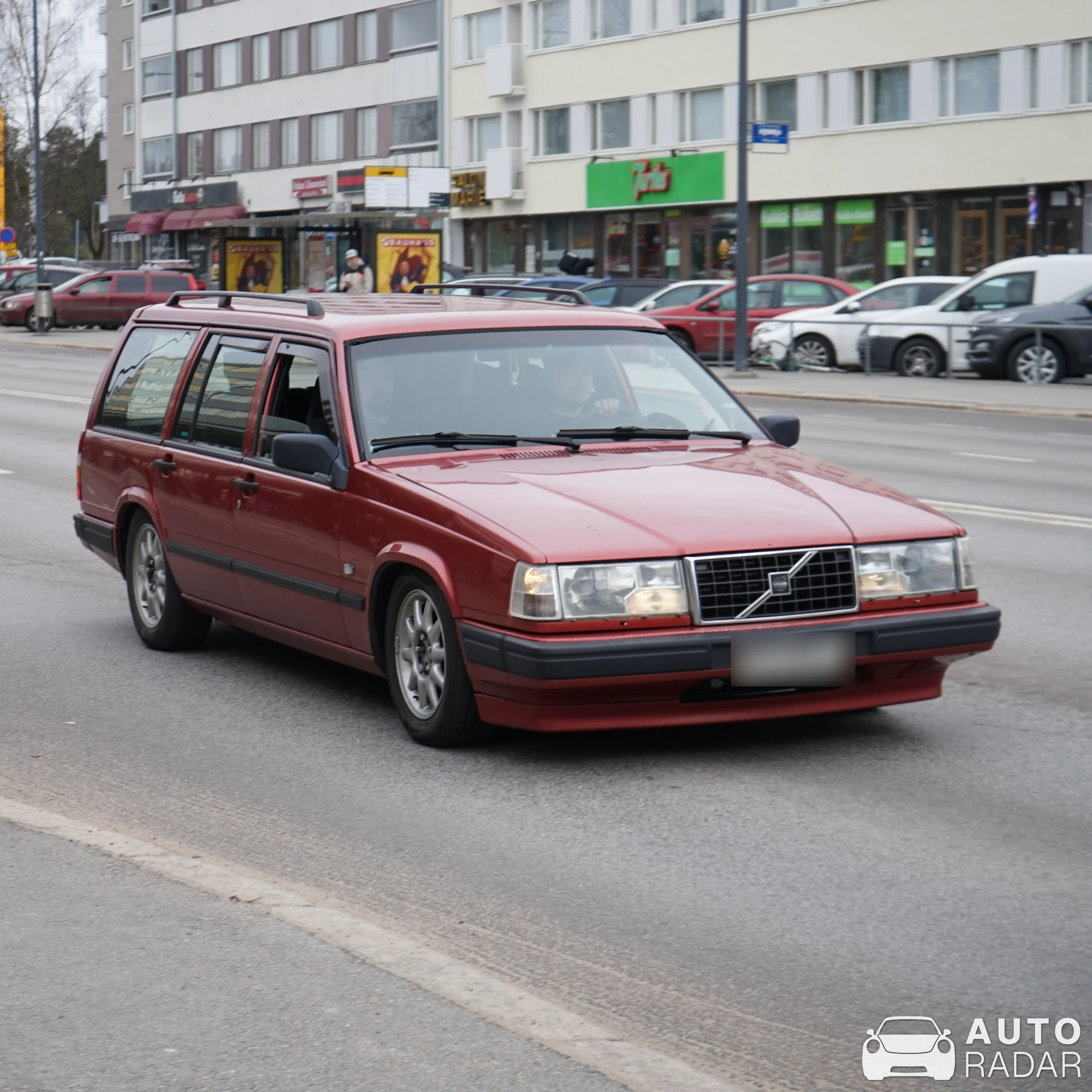 Volvo 940 Estate spotted in Oulu