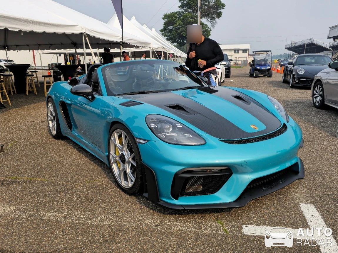 Porsche 718 Cayman GT4 RS spotted in Brainerd
