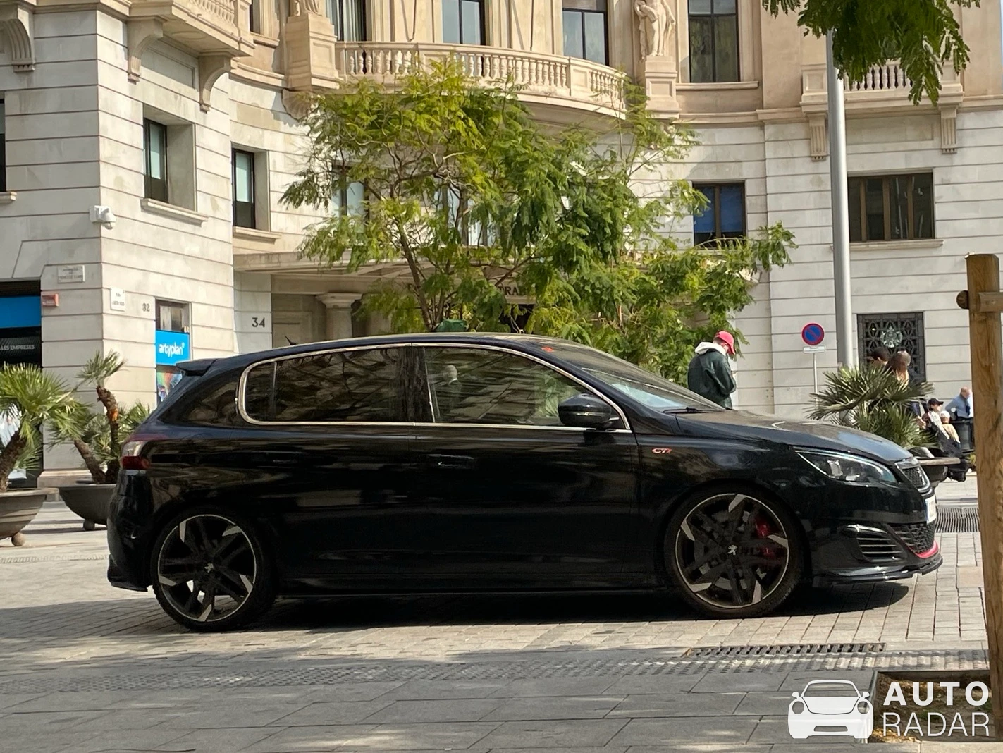 Peugeot 308 GTI spotted in Barcelona