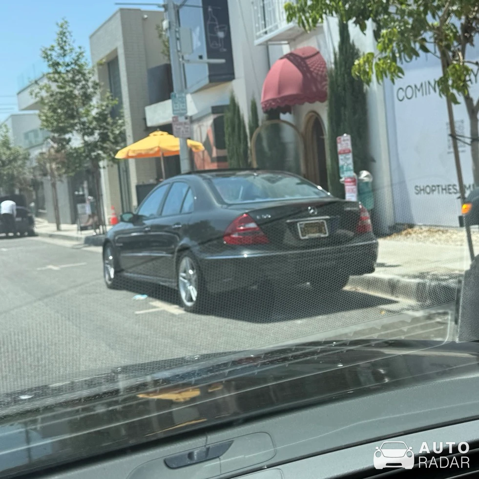 Mercedes-Benz E55 W211 spotted in West Hollywood