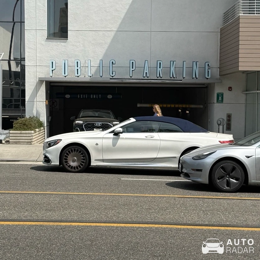 Mercedes-Maybach S 650 A217 Cabriolet spotted in Beverly Hills