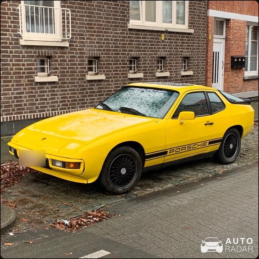 Porsche 924 spotted in Antwerpen, België