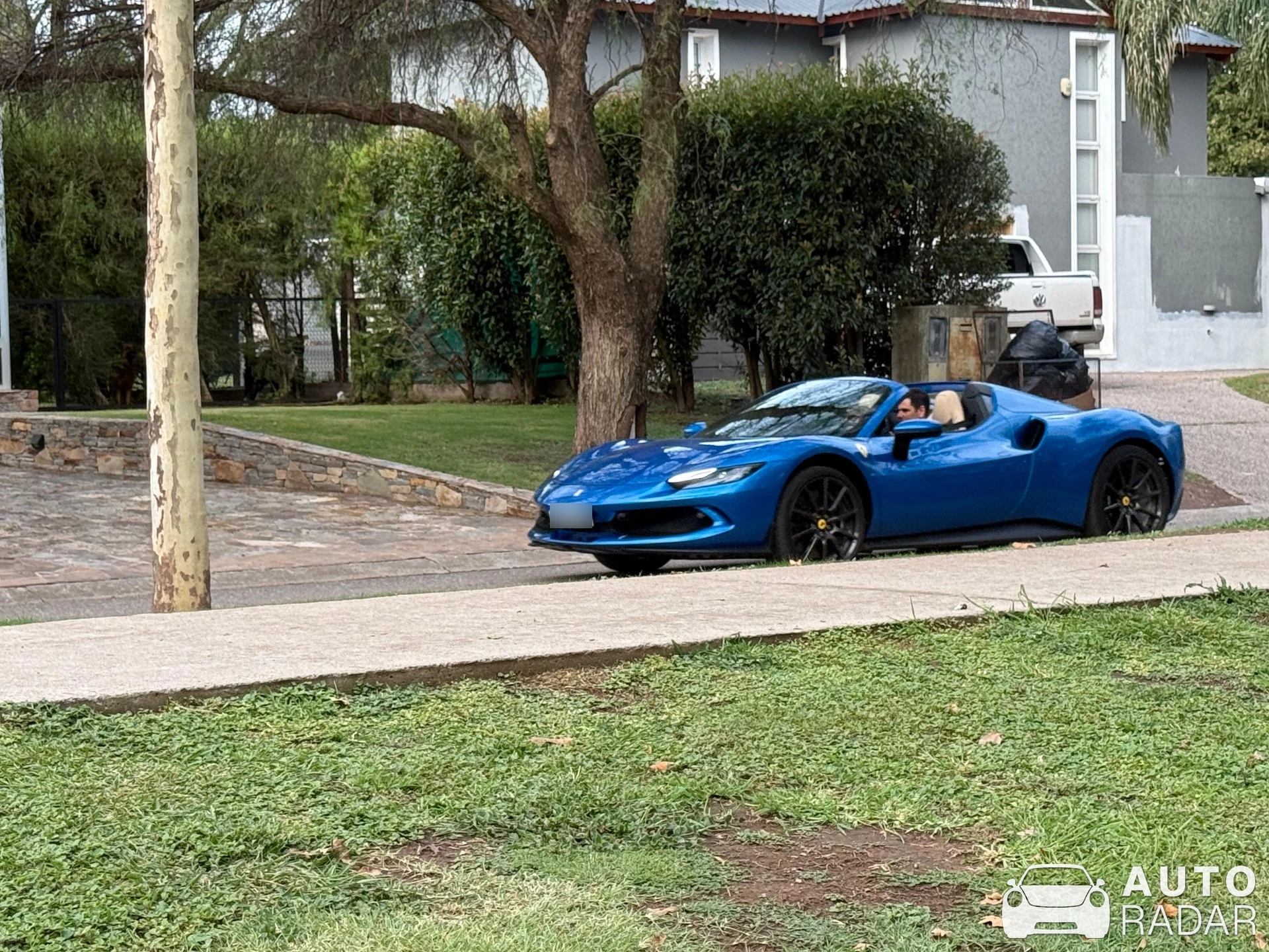 Ferrari 296 GTS spotted in Córdoba