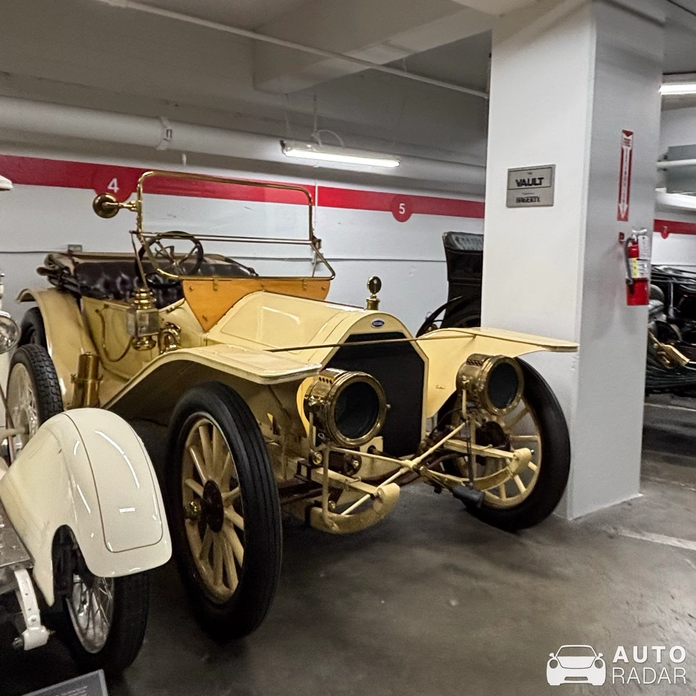 Stutz Bearcat II spotted in Los Angeles