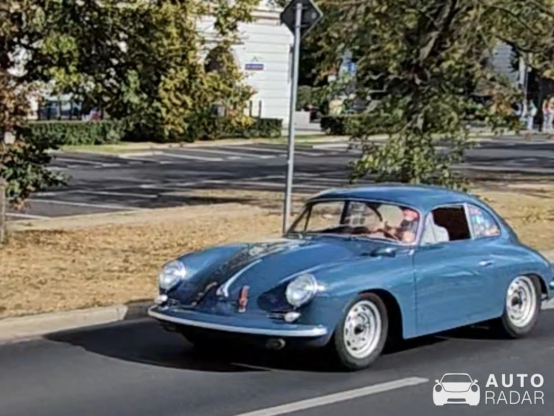 Porsche 356 Super 90 GT spotted in Warszawa