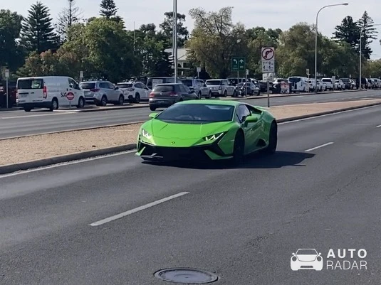 Lamborghini Huracán LP640-2 Tecnica spotted in Rose Park, Australia