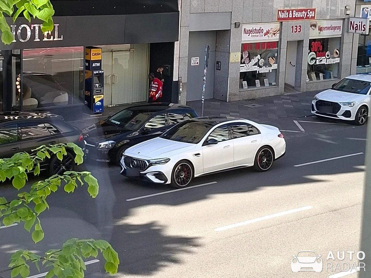 Mercedes-AMG E 53 Hybrid W214 spotted in Düsseldorf