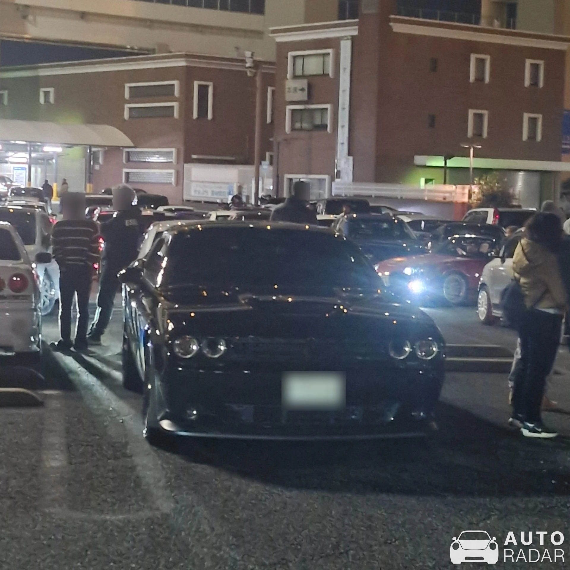 Dodge Challenger SRT Hellcat spotted in Saitama, Japan