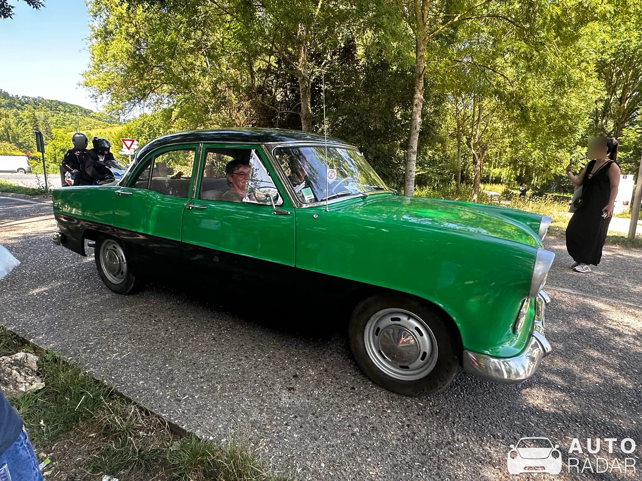 Simca Ariane spotted in Bondy, France