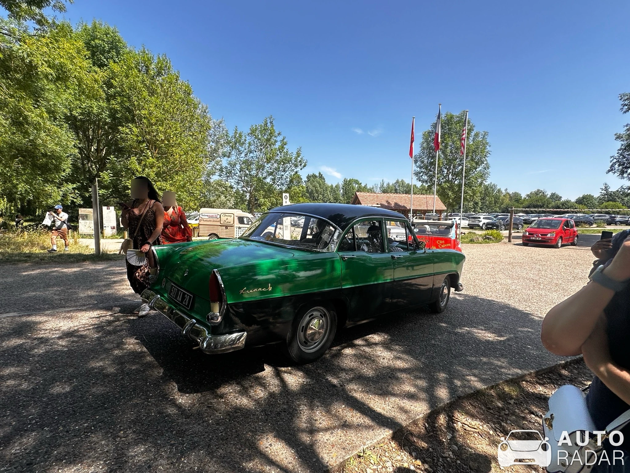 Simca Ariane spotted in Bondy