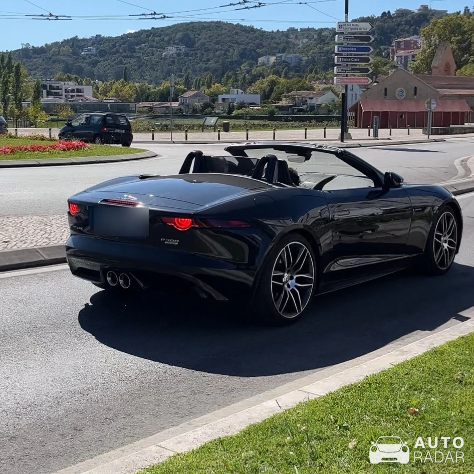 Jaguar F-Type P300 spotted in Coimbra