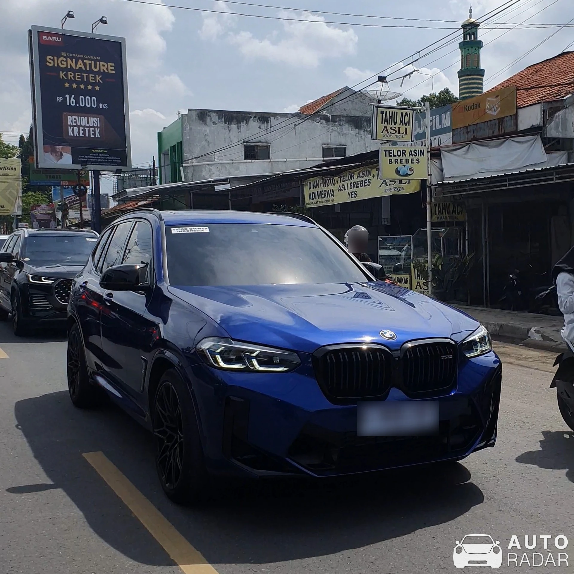 BMW X3 M F97 Competition spotted in Kabupaten Tegal, Indonesia