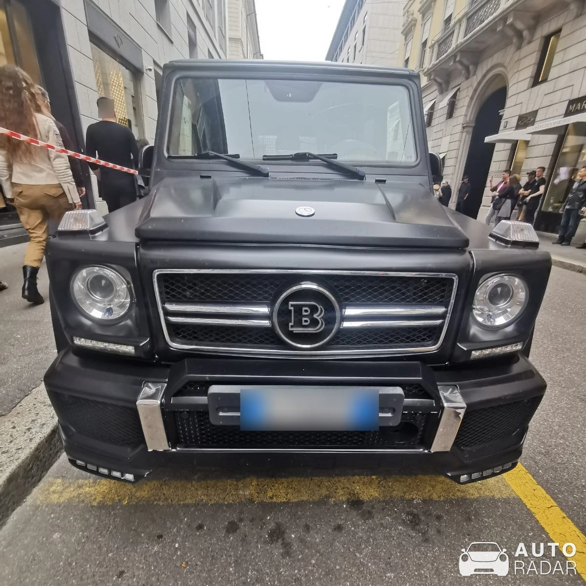 Mercedes-AMG Brabus G 63 2016 spotted in Milano, Italy