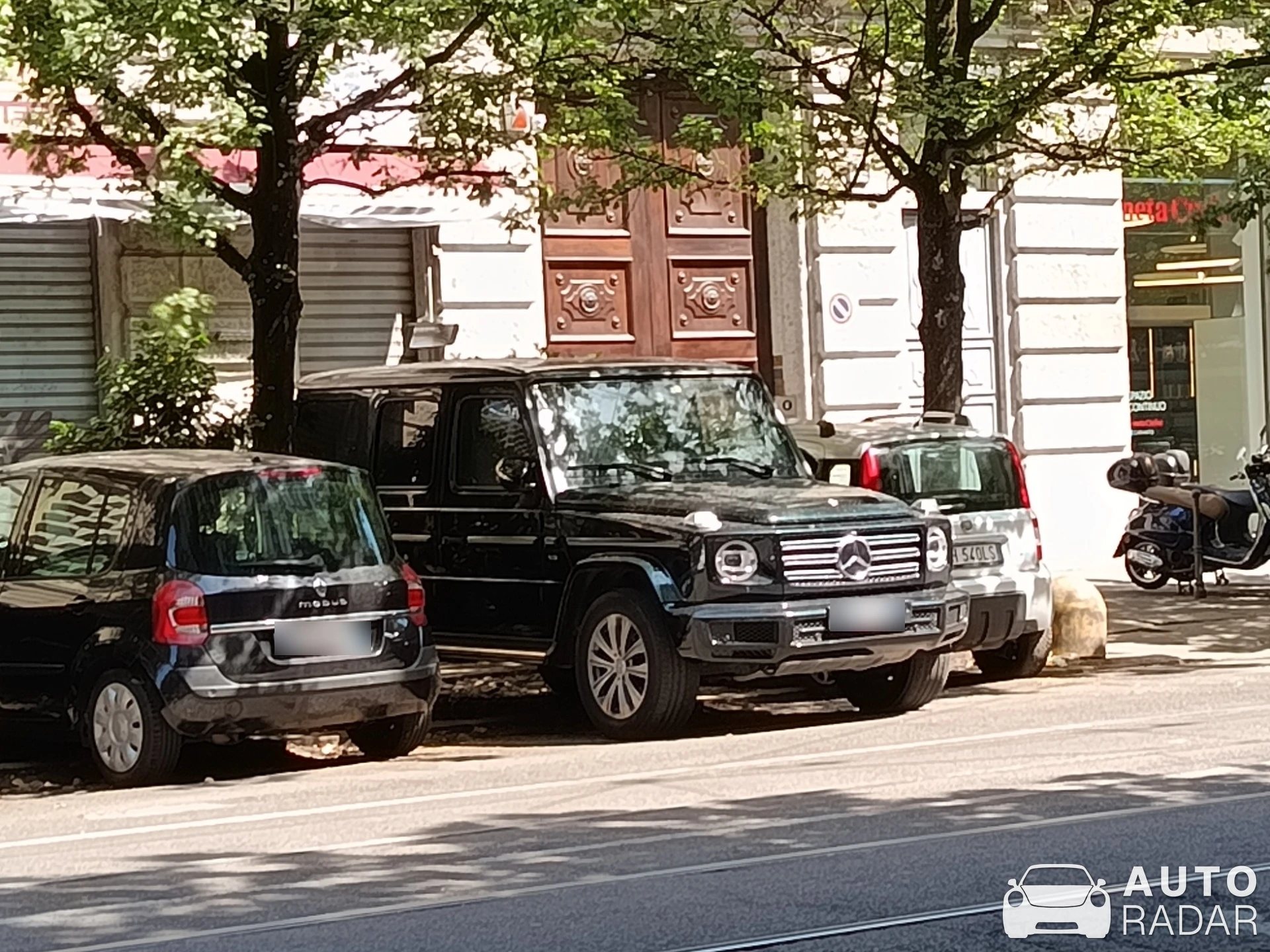 Mercedes-Benz G 500 GE V8 spotted in Milano