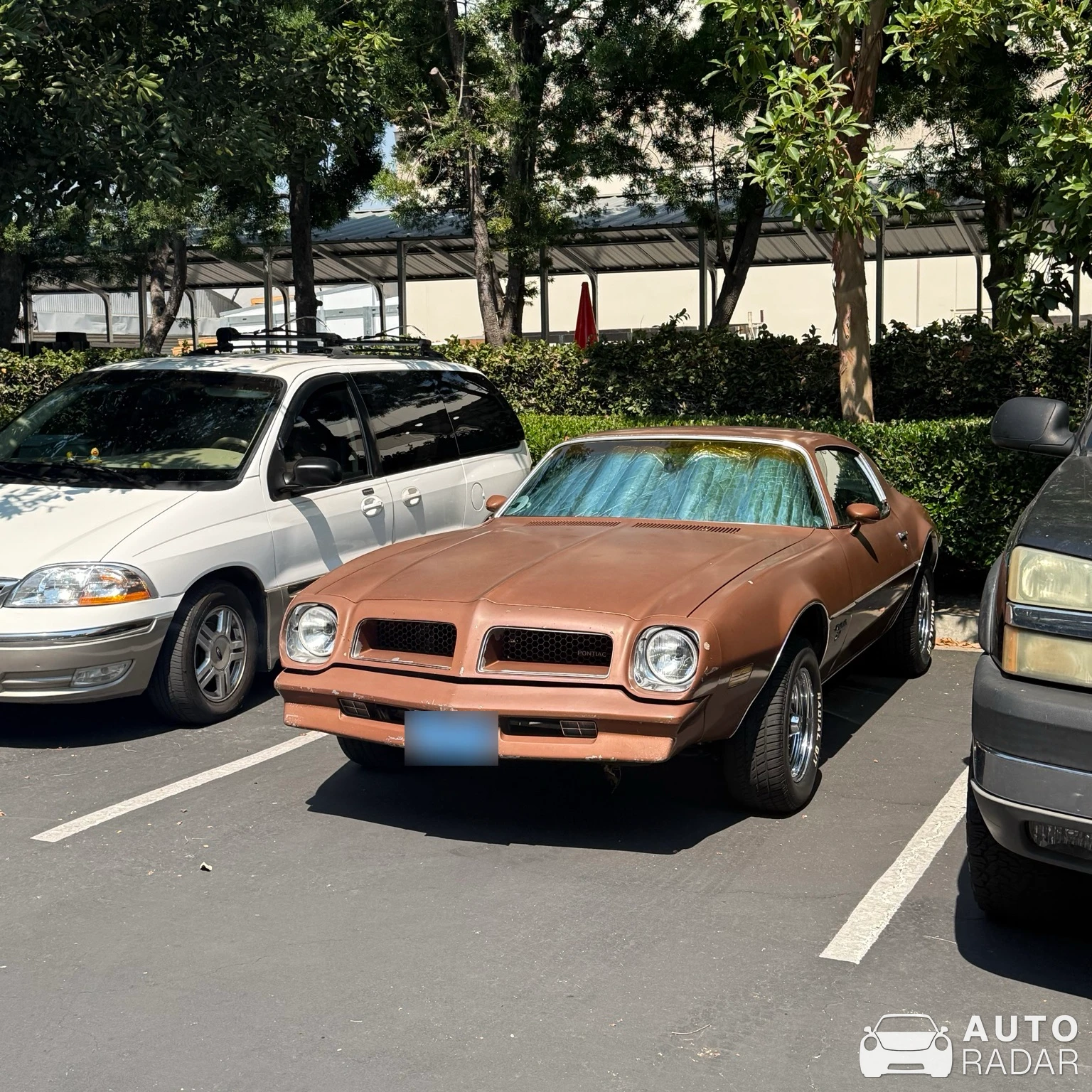 Pontiac Firebird Esprit spotted in Tustin