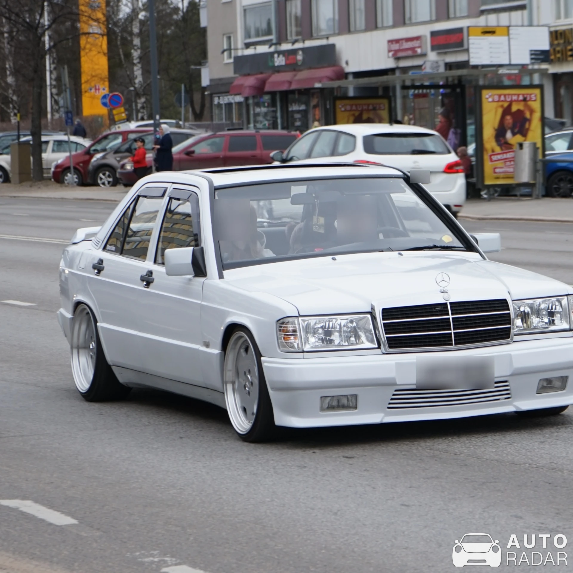 Mercedes-Benz 190D W201 spotted in Oulu