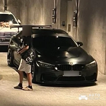 BMW M4 F82 Coupé Competition spotted in Singapore, Singapore