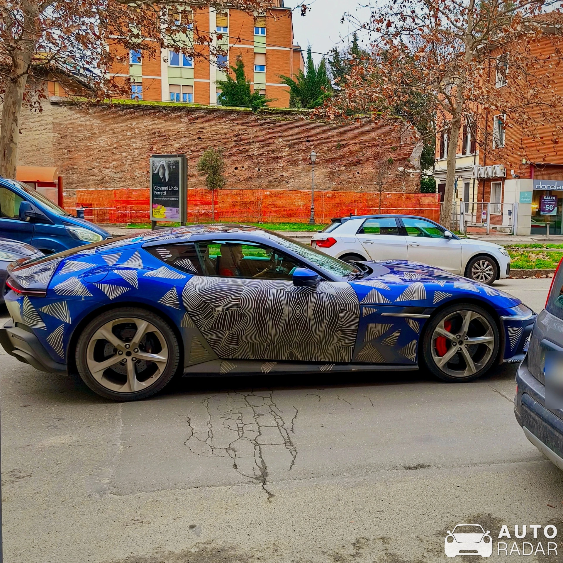 Ferrari 12Cilindri Mule spotted in Bologna