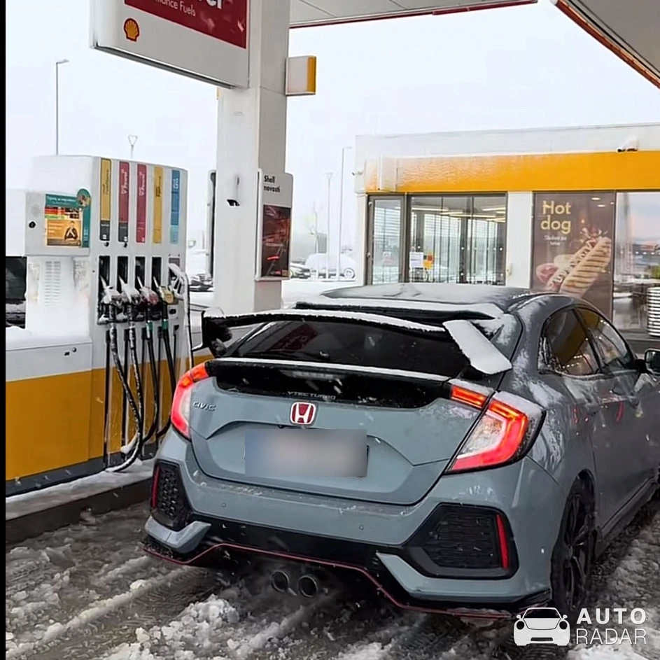 Honda Civic Type-R 2020 spotted in Zagreb