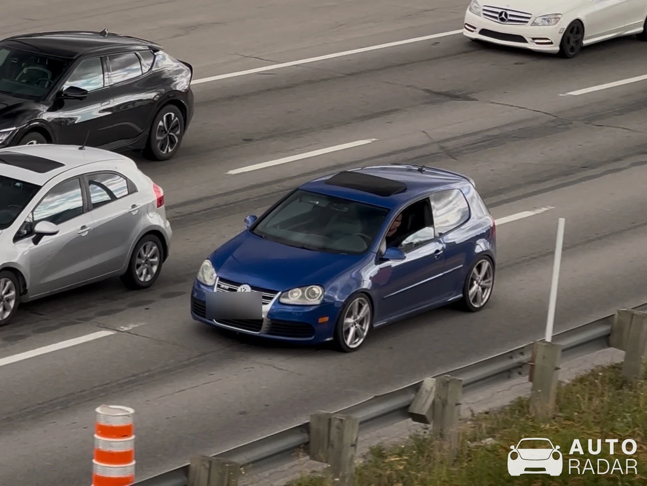Volkswagen Golf V R32 spotted in Terrebonne