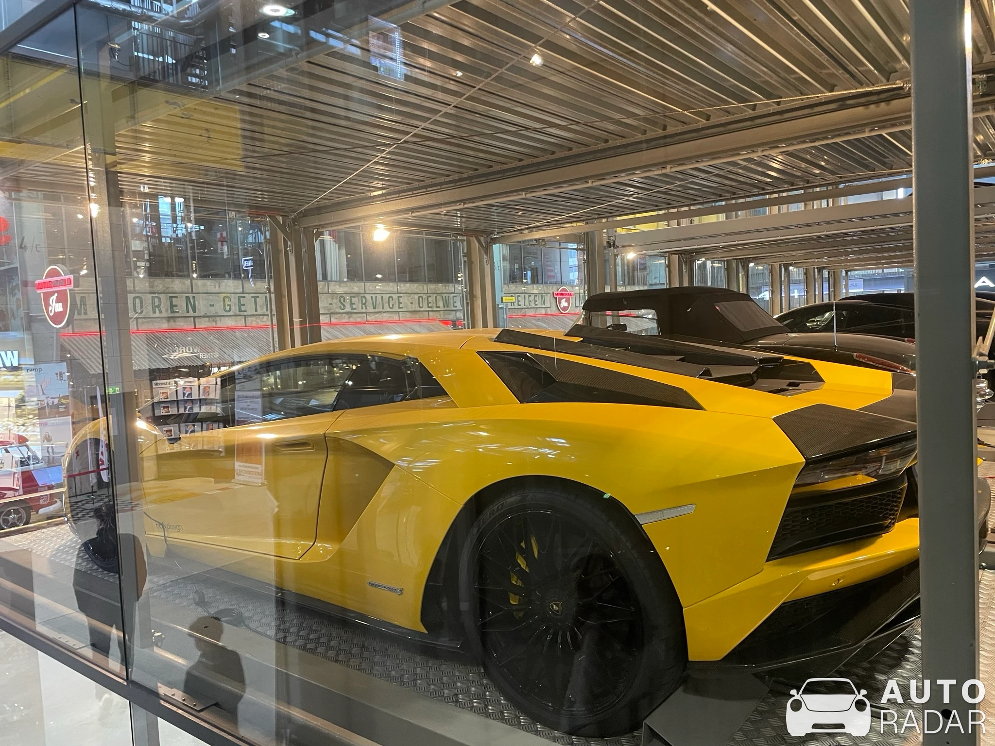 Lamborghini Aventador S LP740-4 spotted in München, Deutschland