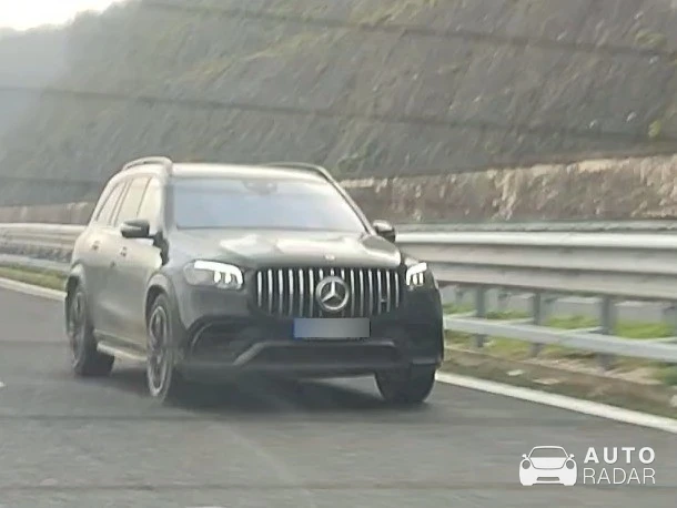 Mercedes-AMG GLS 63 X167 spotted in Provincia di Salerno, Italia
