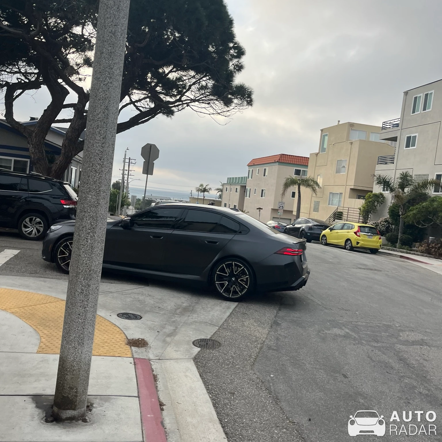BMW i5 M60 G60 spotted in Hermosa Beach