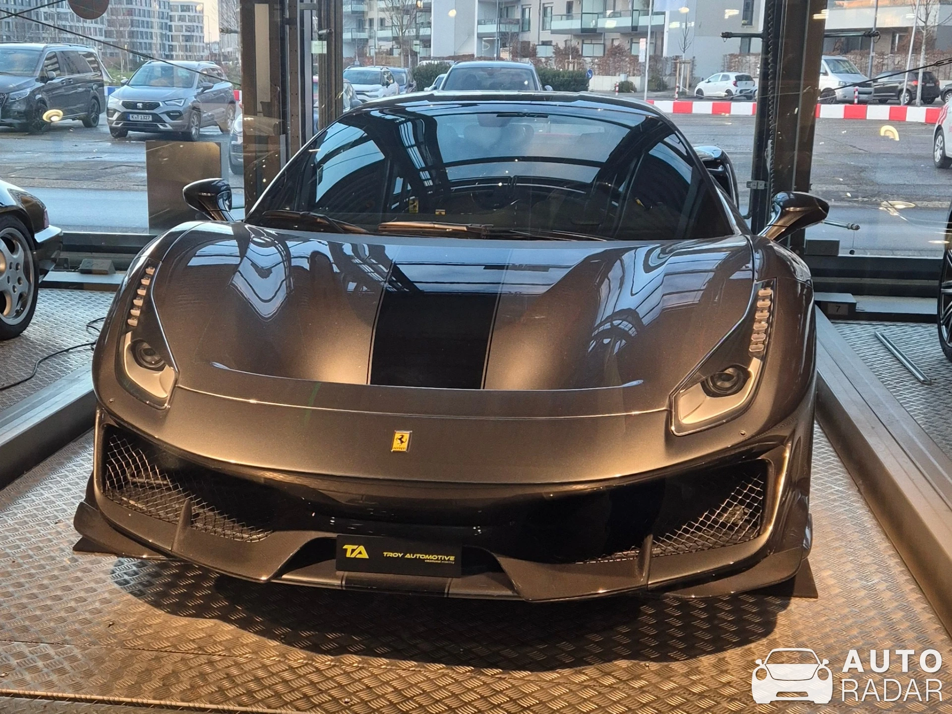 Ferrari 488 Pista spotted in Köln, Germany