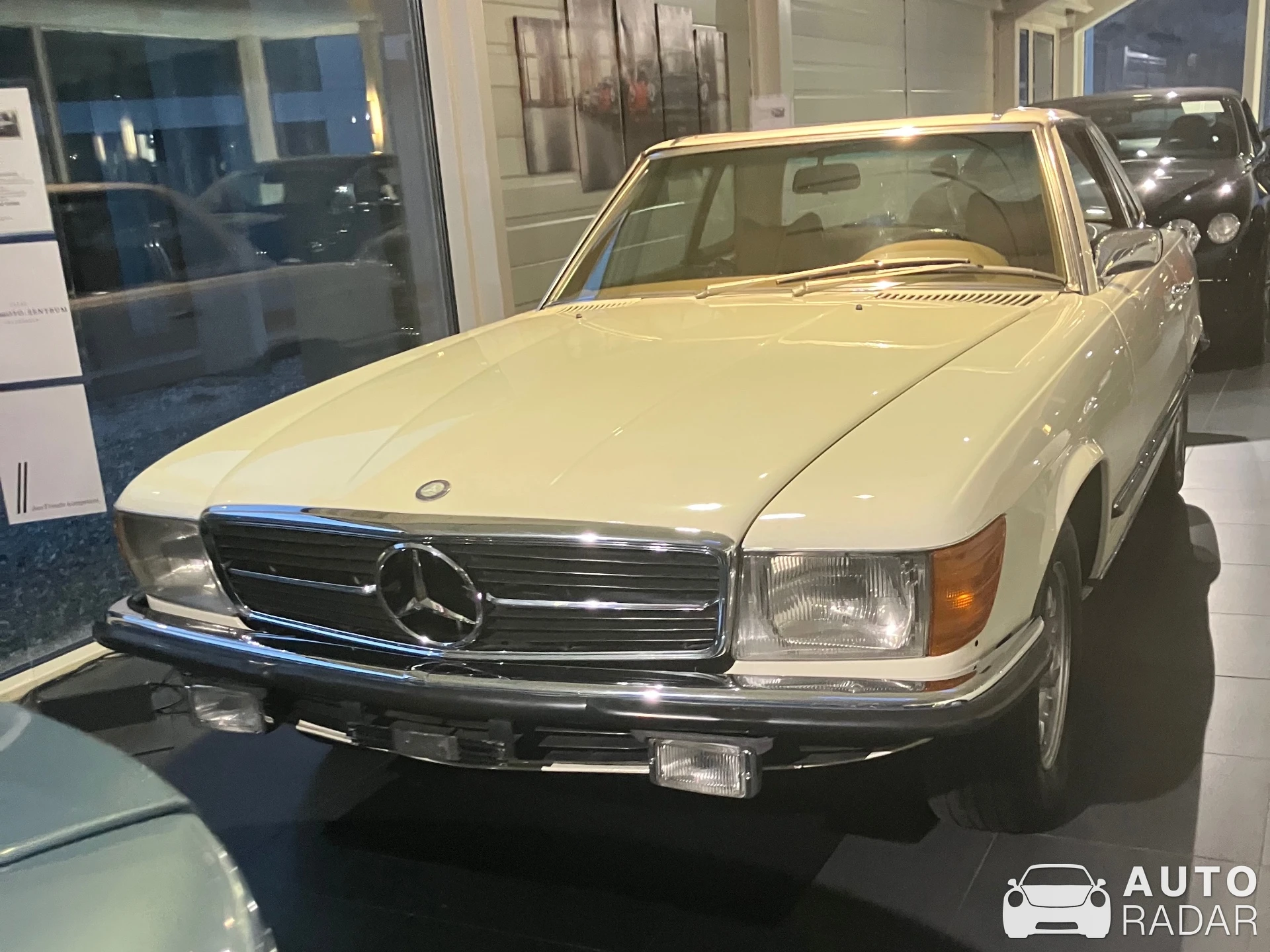 Mercedes-Benz 450 SL spotted in Chur