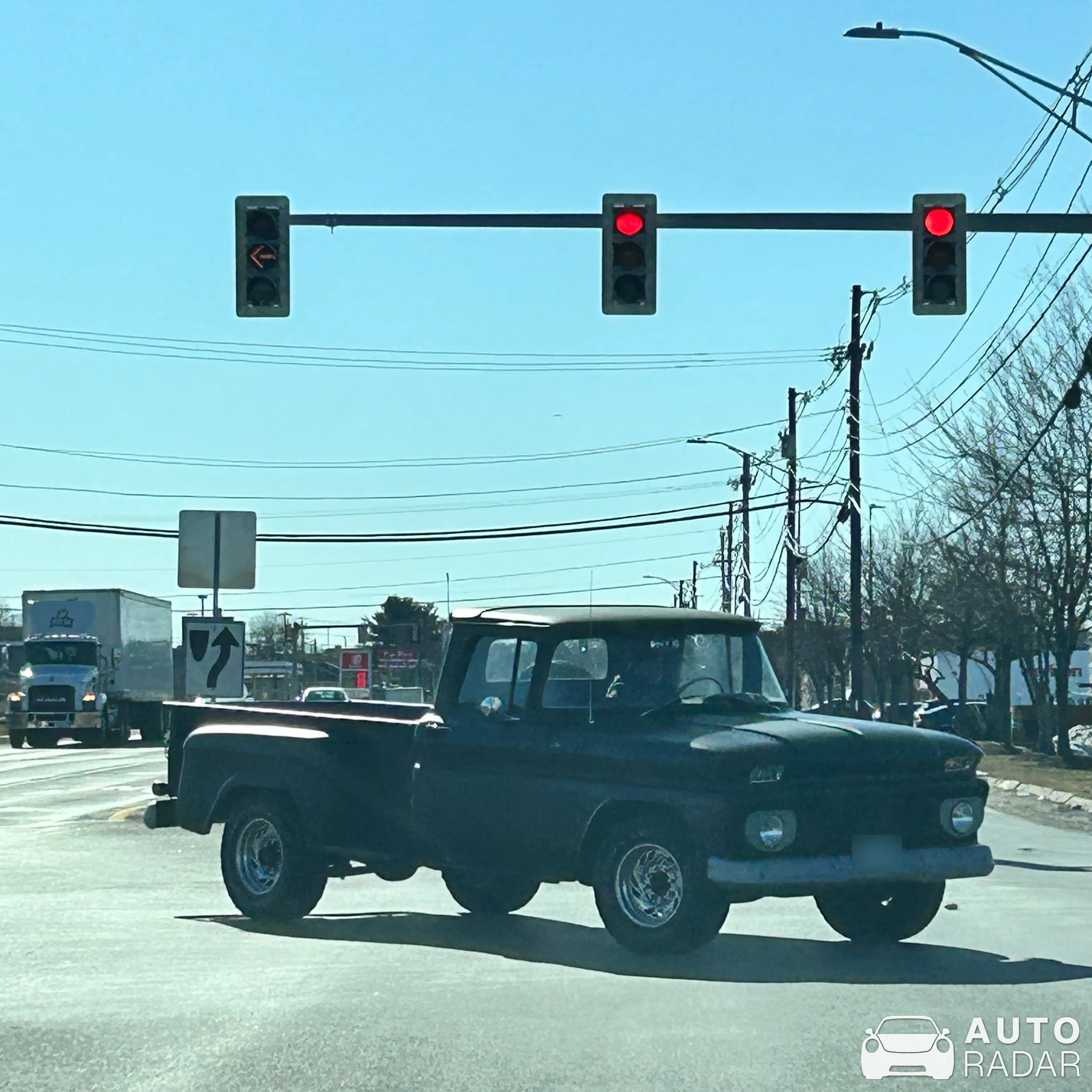 Chevrolet C10 Stepside spotted in Seekonk