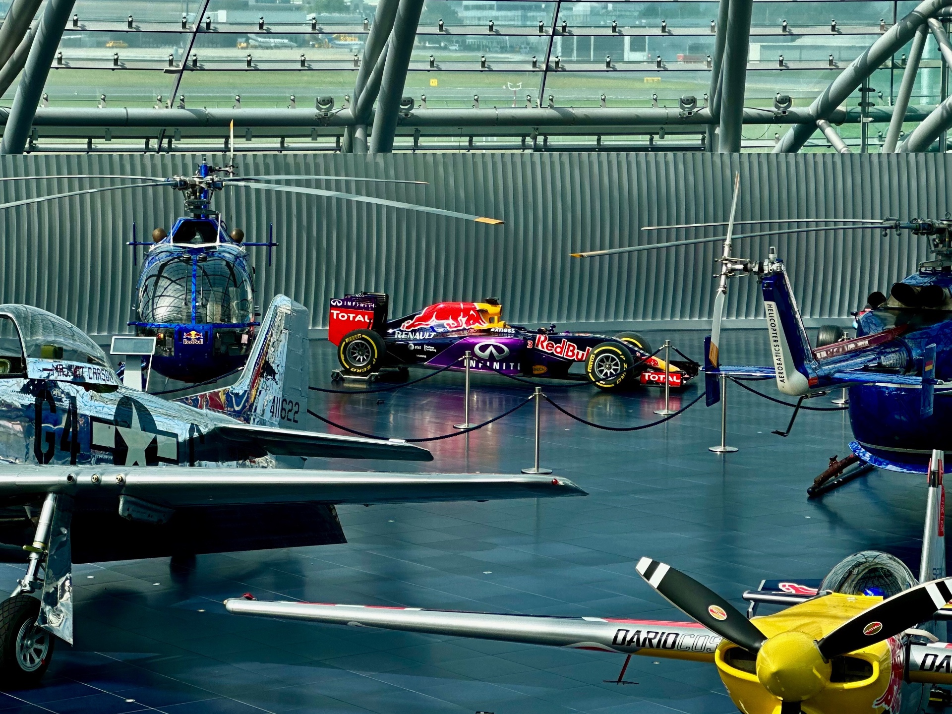 Red Bull Racing RB11