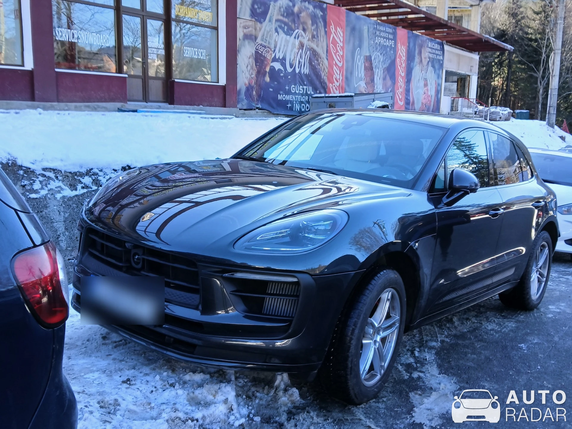 Porsche Macan S spotted in Azuga, Romania