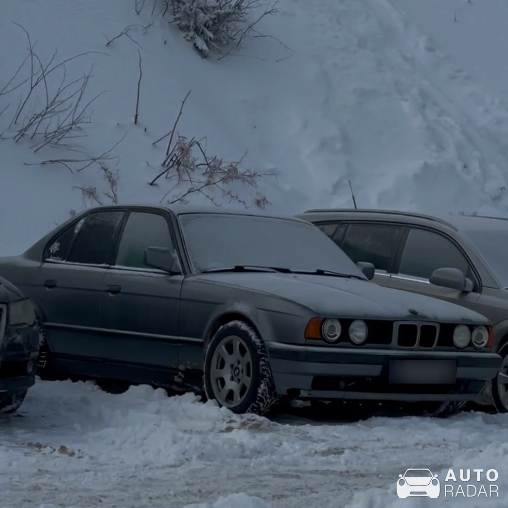 BMW 5 Series E34 spotted in Duszniki-Zdrój, Polska