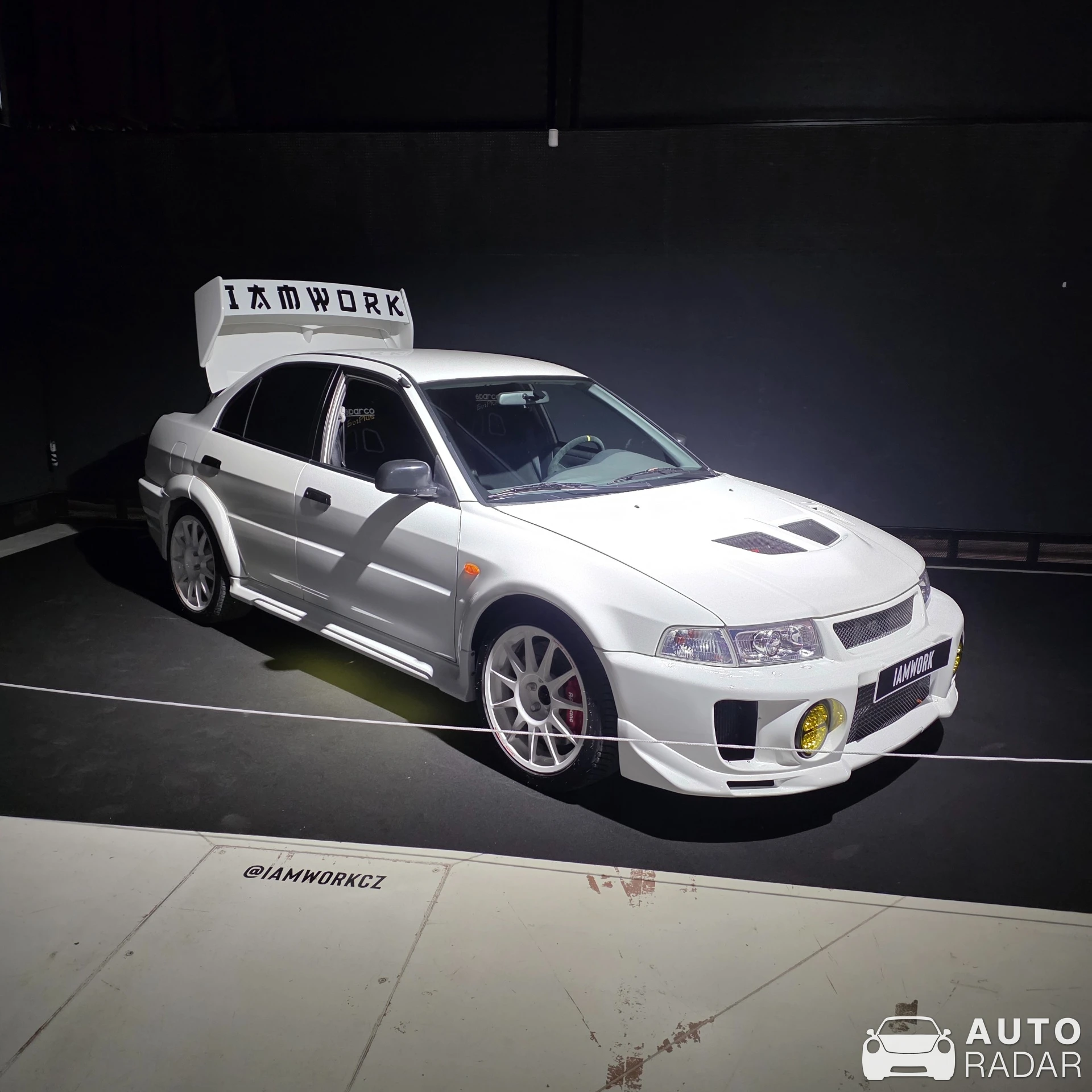 Mitsubishi Lancer Evolution VI Tommi Makinen Edition spotted in Praha