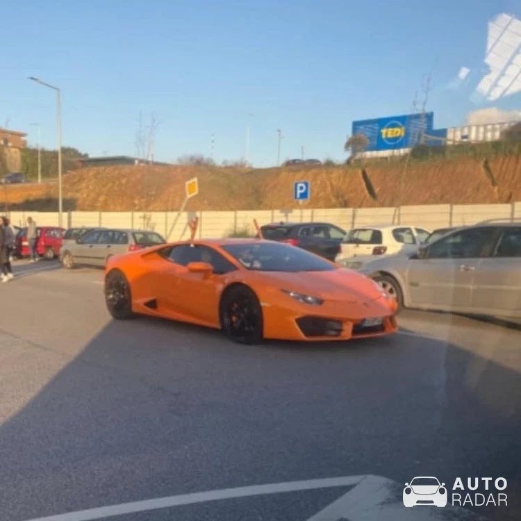 Lamborghini Huracán LP610-4 spotted in Candeal, Brasil