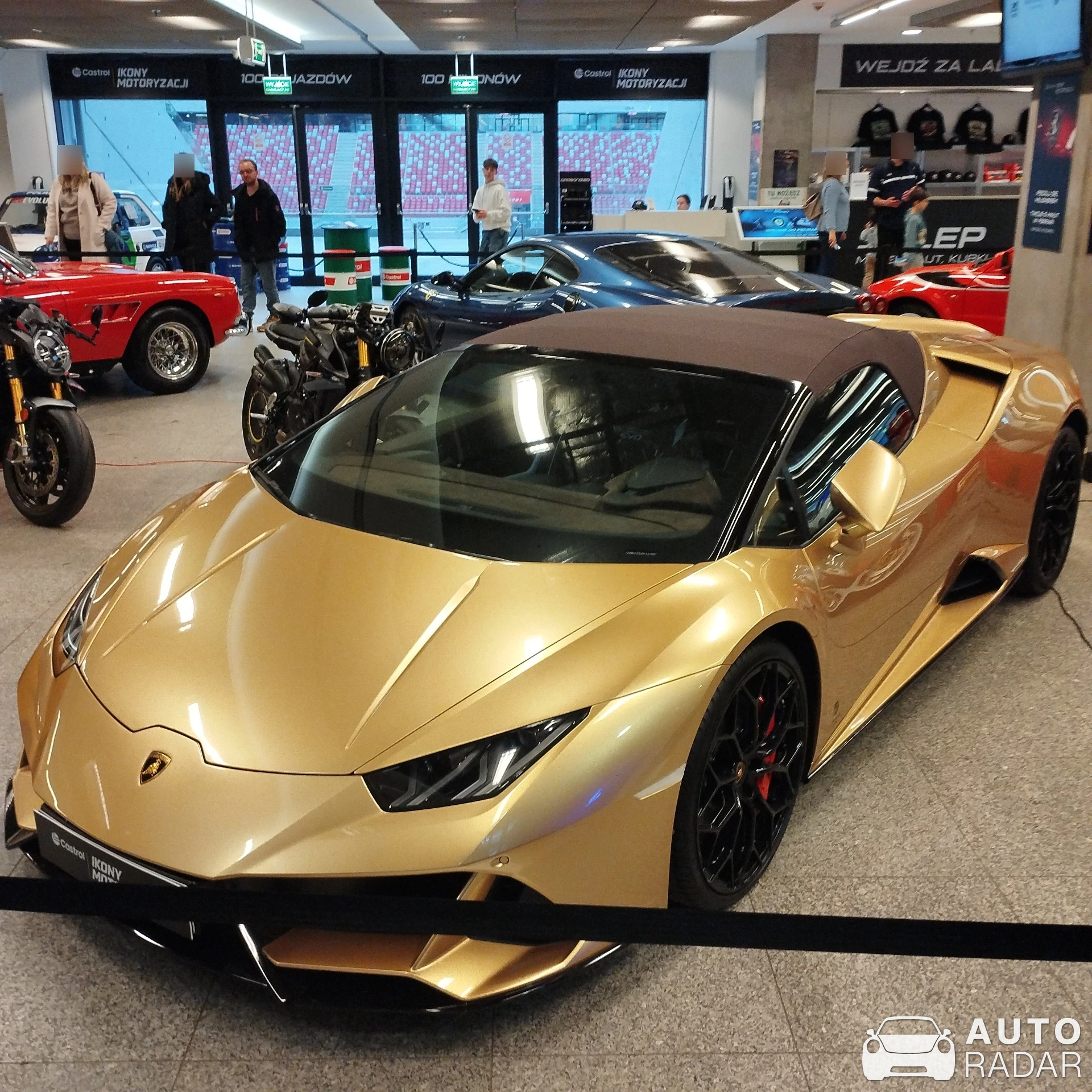 Lamborghini Huracán LP640-4 EVO Spyder spotted in Warszawa, Poland