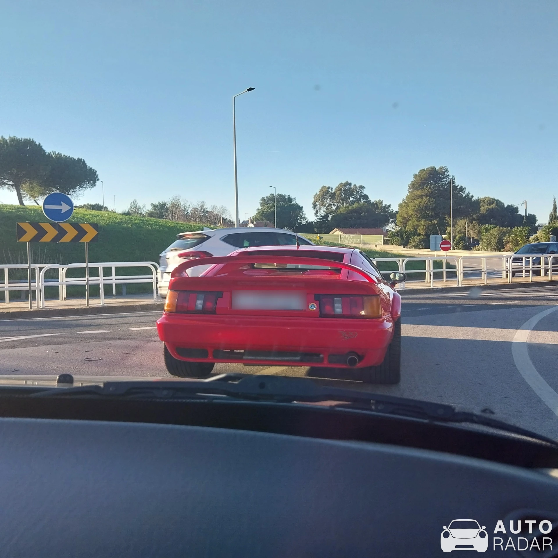 Lotus Esprit V8 spotted in Cascais, Portugal