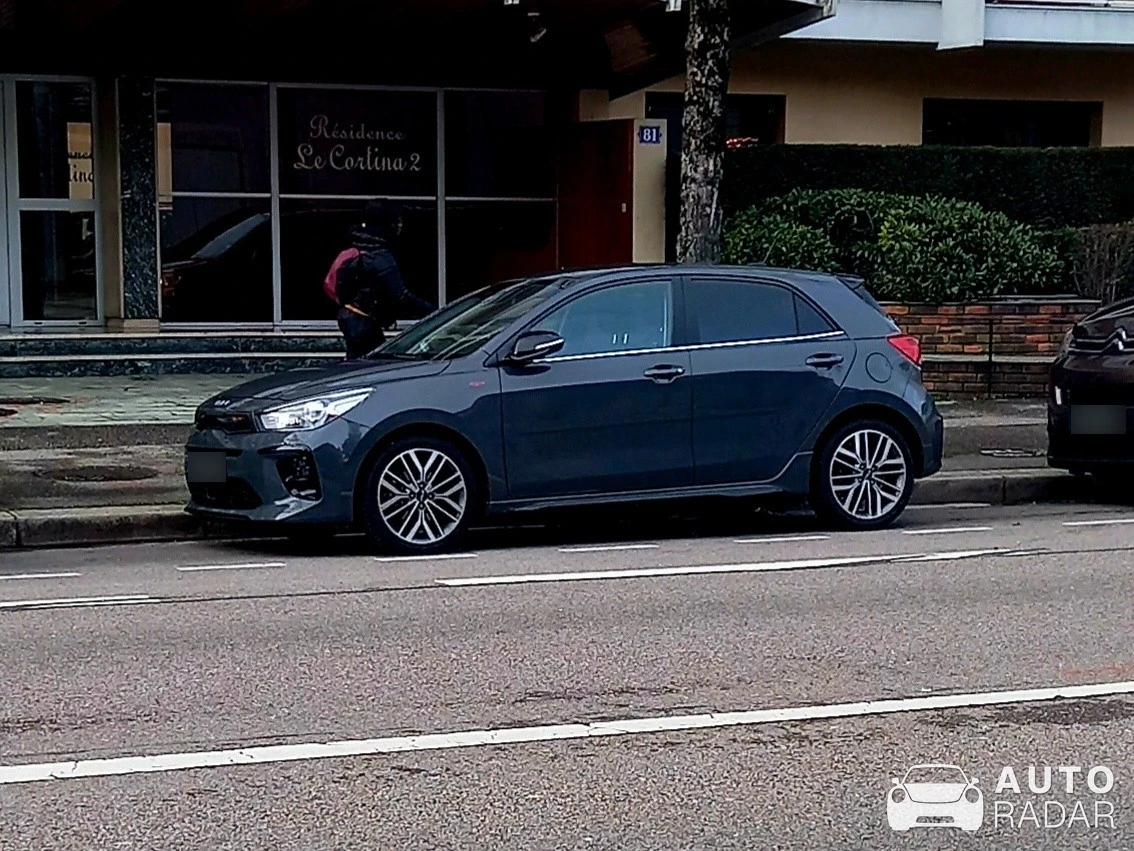 Kia Forte spotted in Annecy