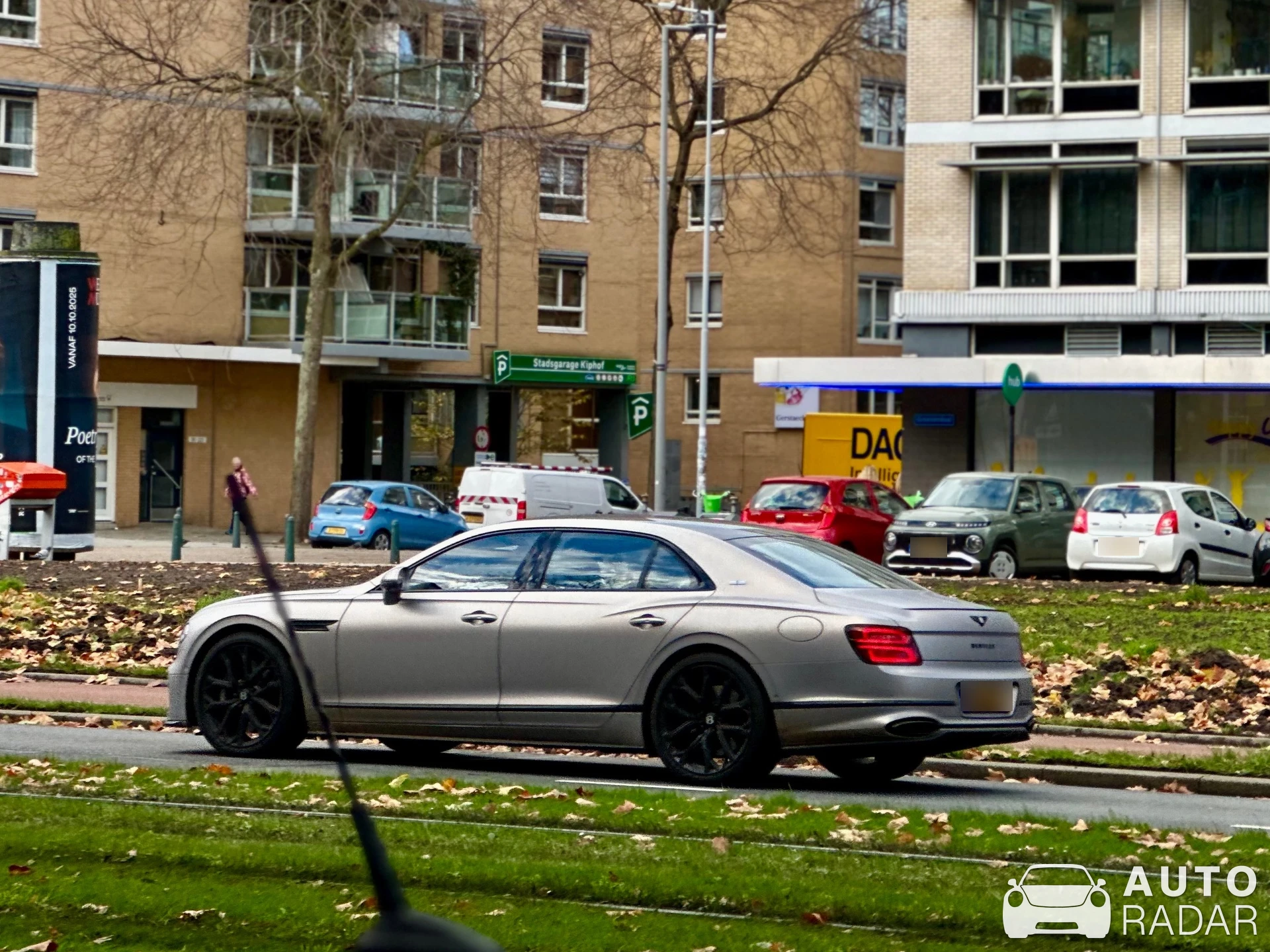 Bentley Flying Spur V8 2021 First Edition spotted in Rotterdam