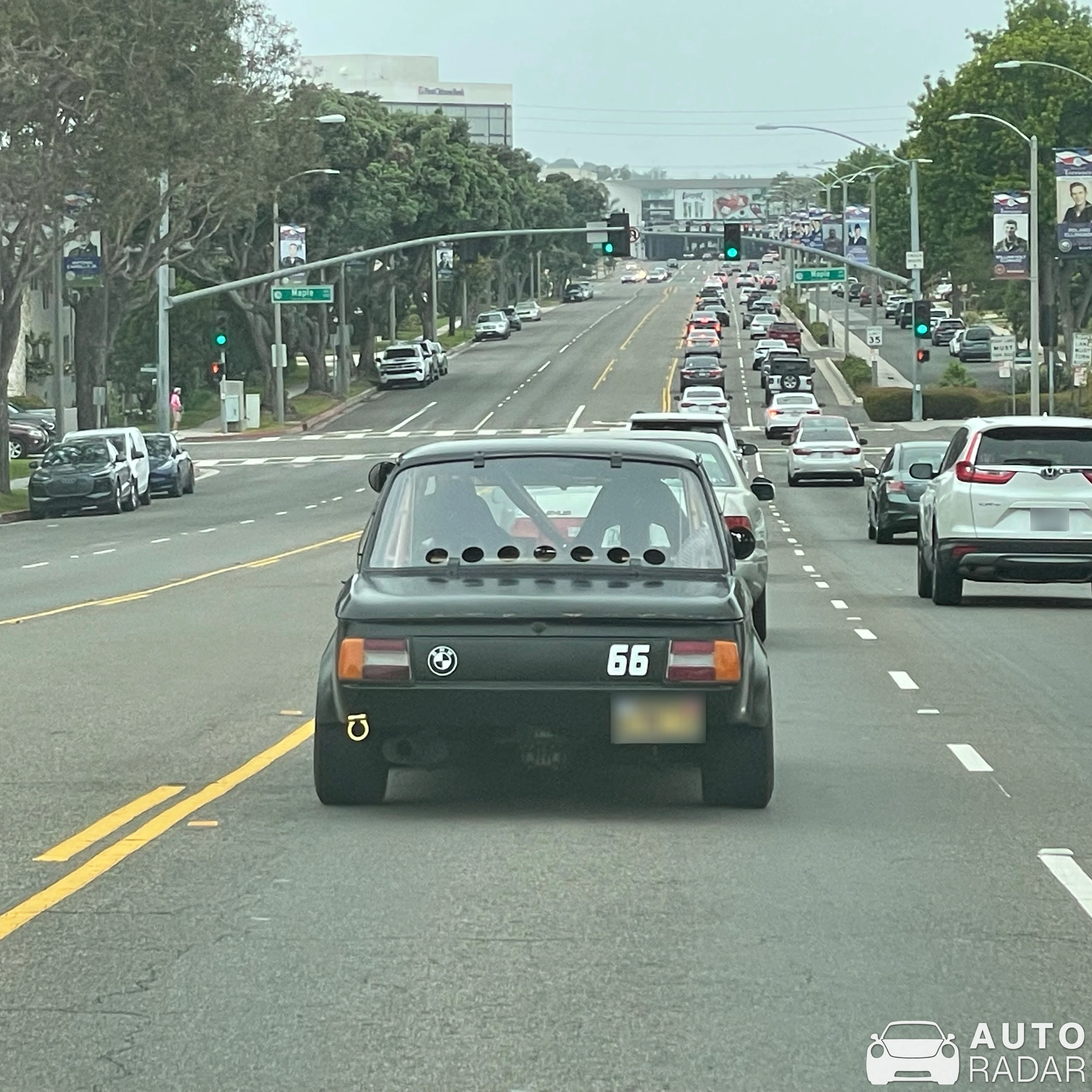 BMW 2002 ti spotted in Torrance