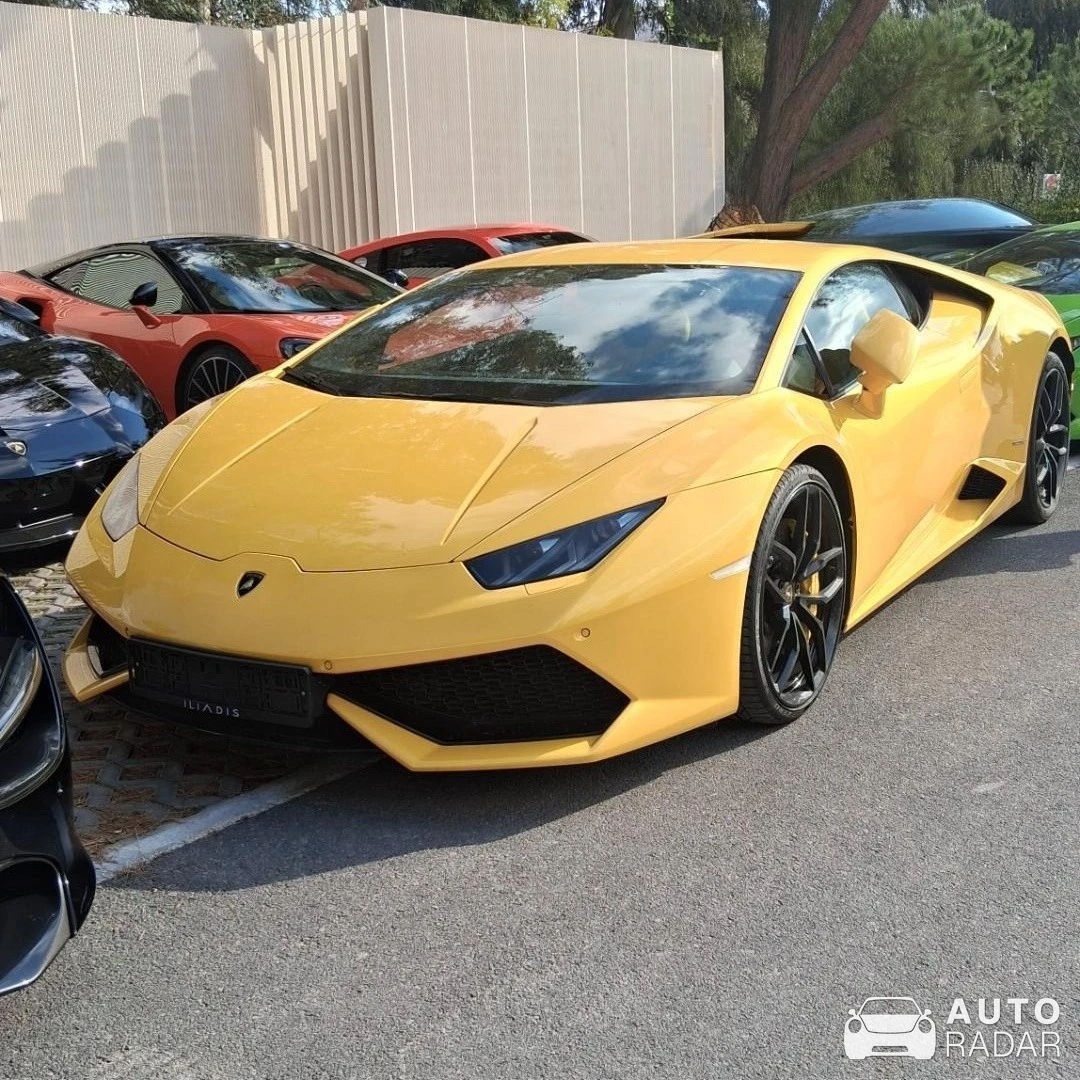 Lamborghini Huracán LP610-4 spotted in Glyfada, Greece