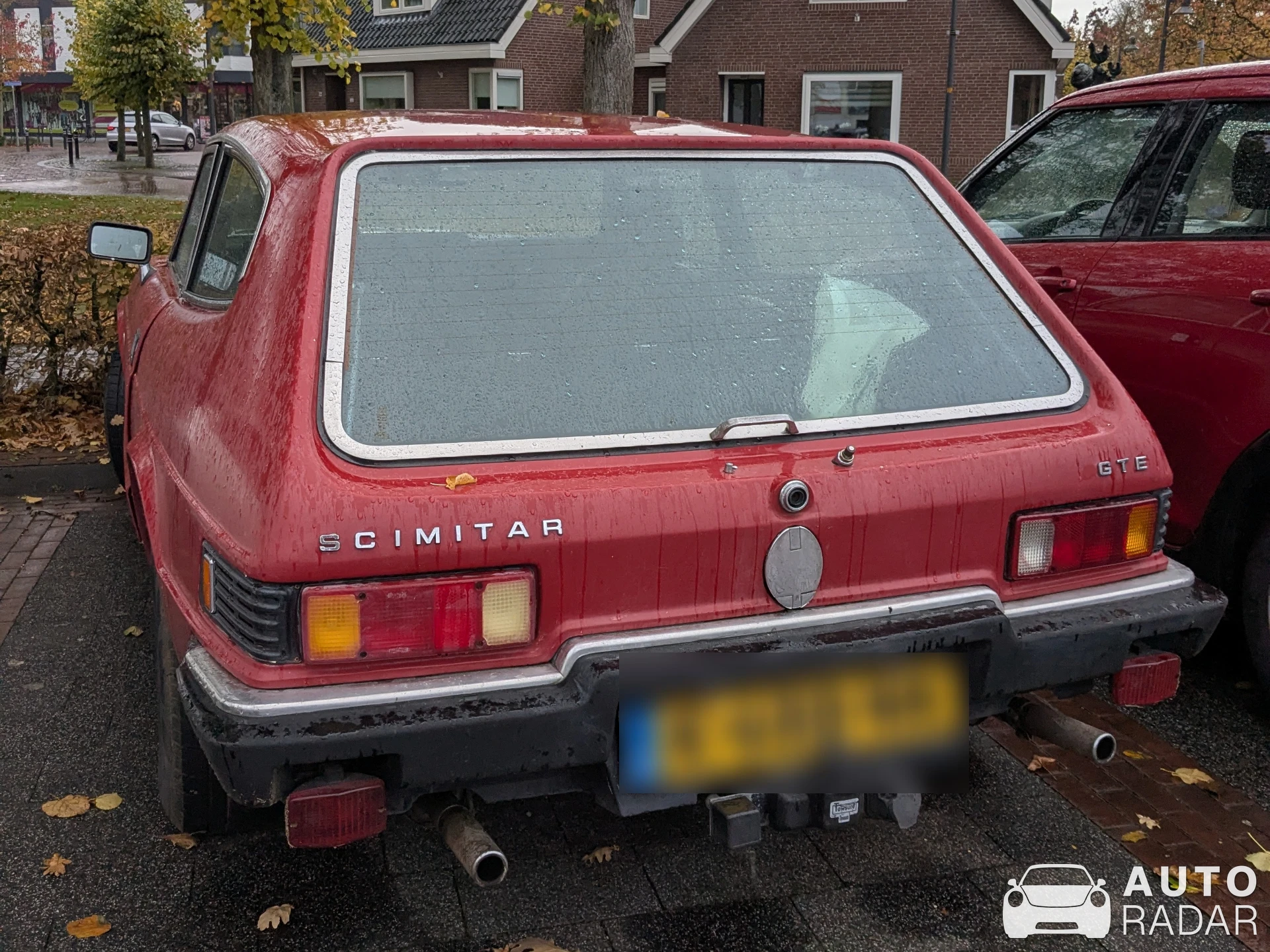 Reliant Scimitar GTE SE6 spotted in Borne