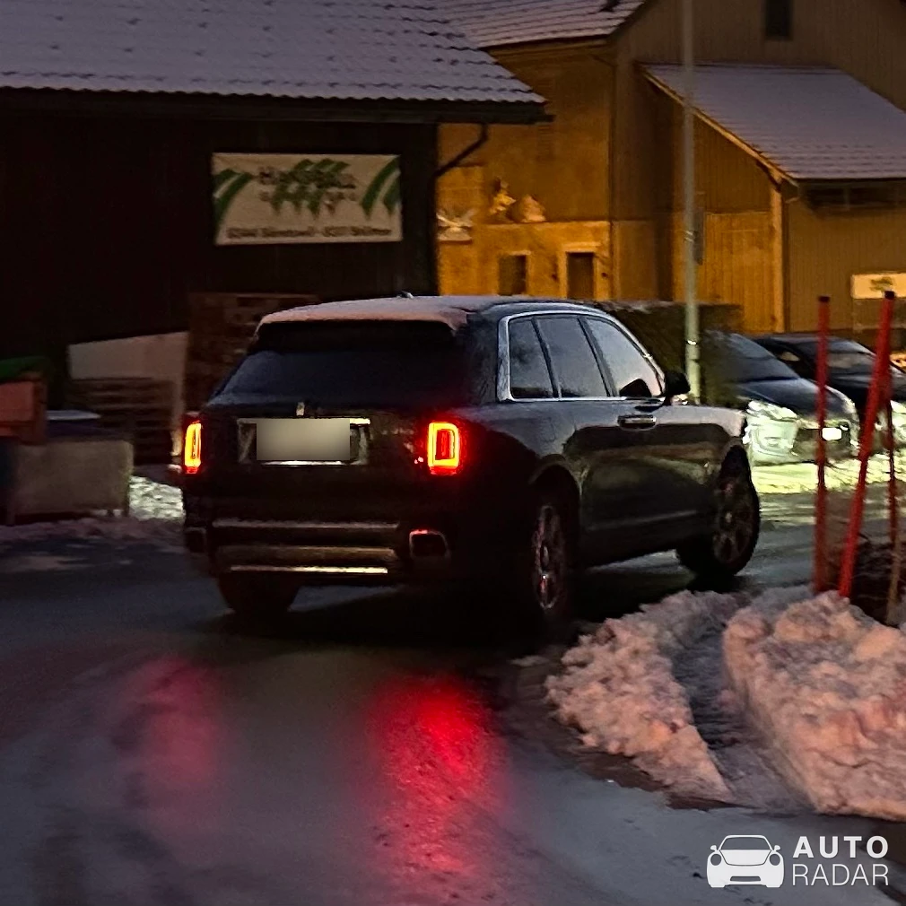 Rolls-Royce Cullinan spotted in Bäretswil, Schweiz
