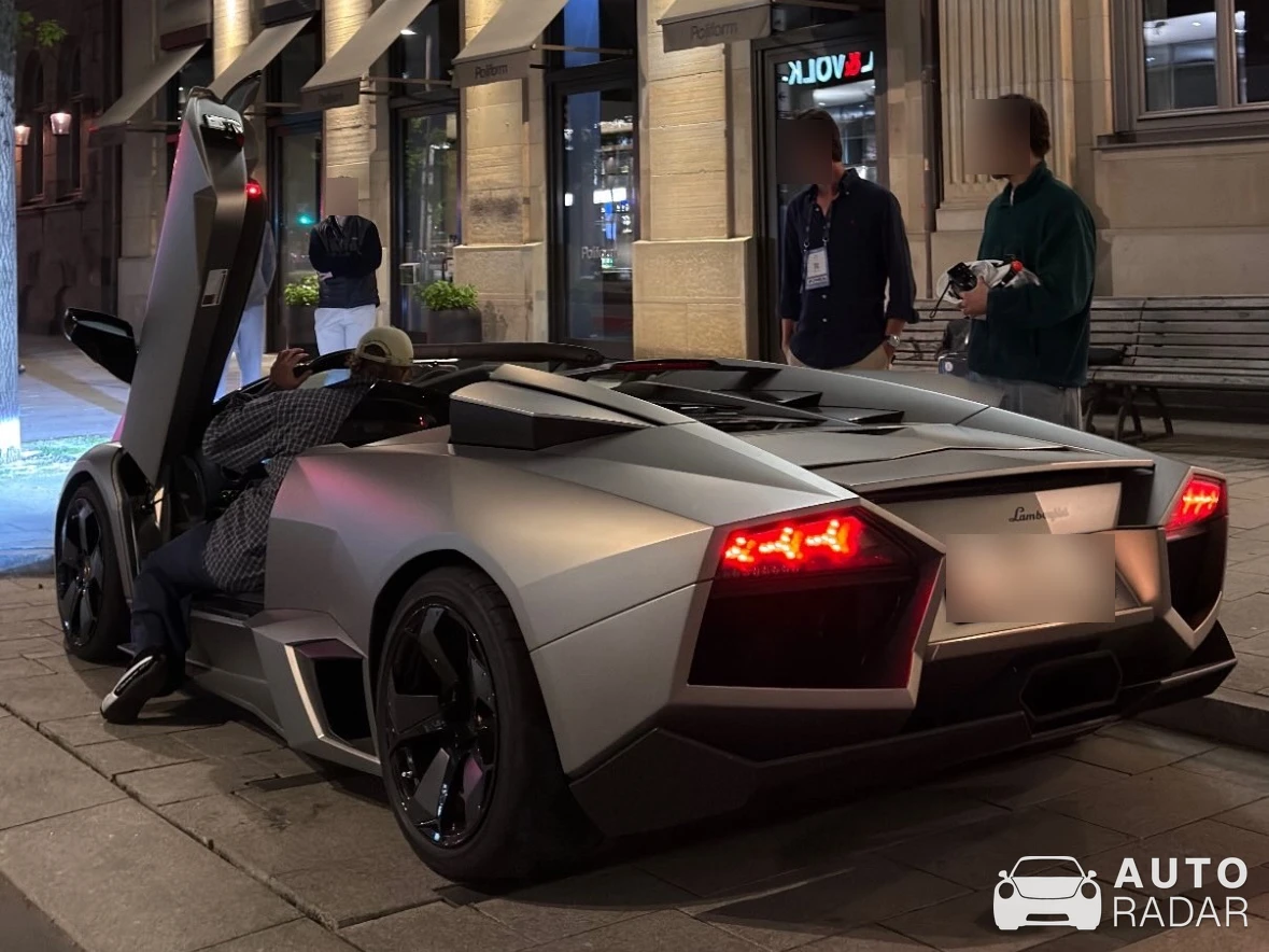Lamborghini Reventón Roadster spotted in Hamburg